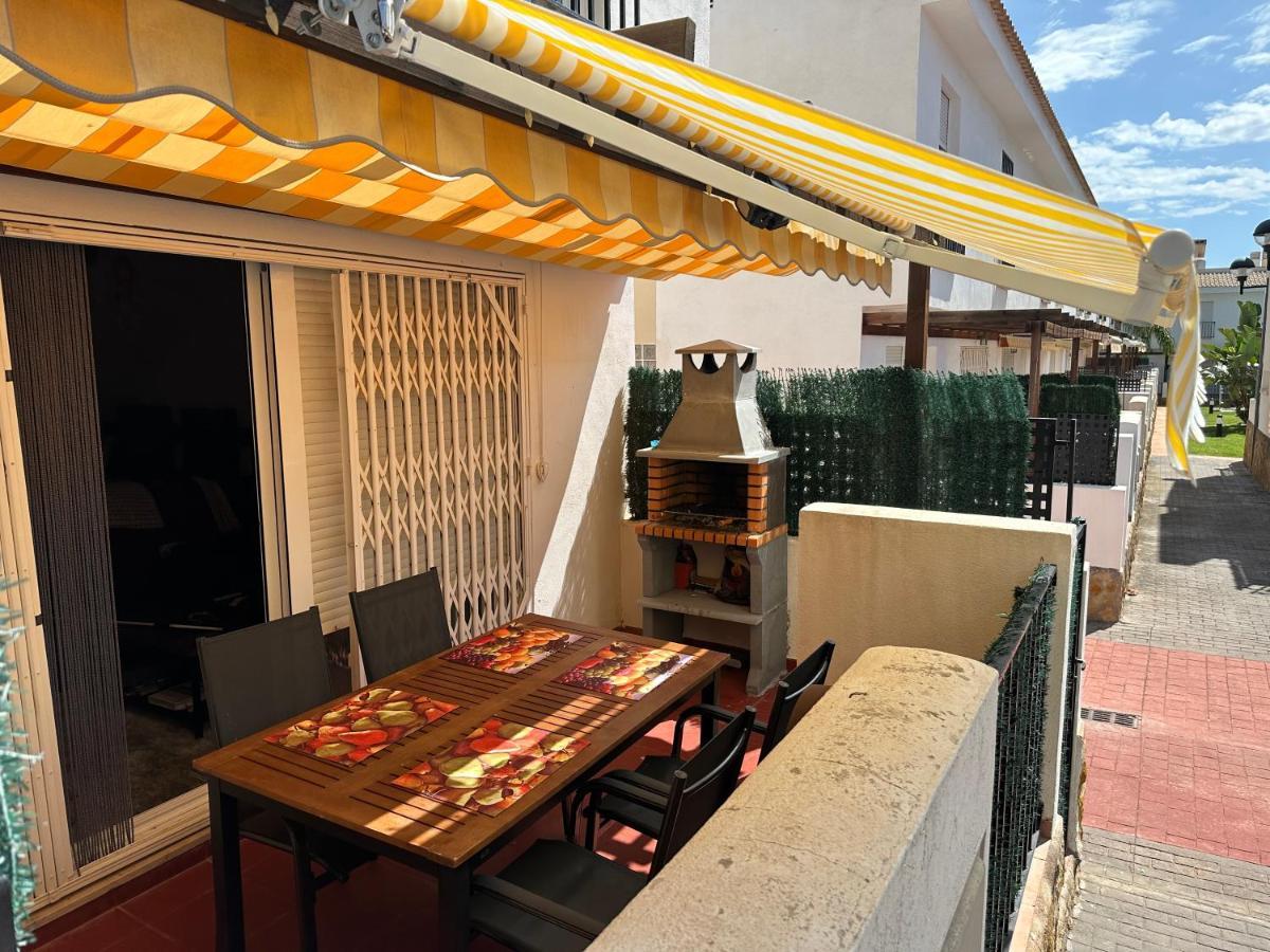 Casa Adosada Con Piscina Y Dos Terrazas Alcoceber Exterior photo